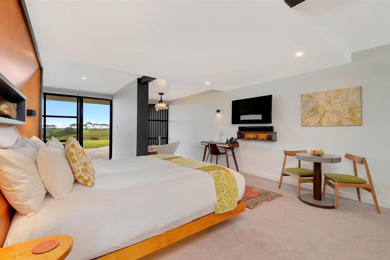 Hotel California Road At Inkwell Wines Mclaren Vale Exterior foto